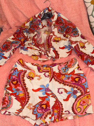 Paisley print coord set by Primark — pre-loved on Thrifted.mt