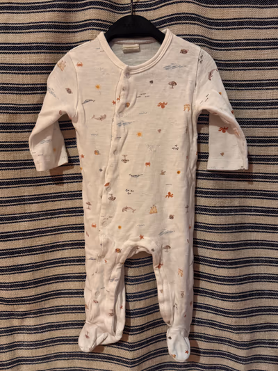 Baby sea print sleepsuit — pre-loved on Thrifted.mt