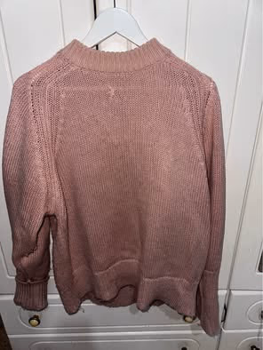 Selection of Knitted Jumpers Bundle by Asos, Bershka and Mango — pre-loved on Thrifted.mt