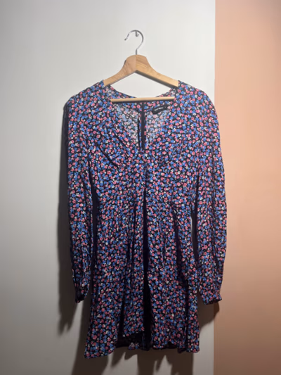 Floral Long Sleeve Mini Dress by Tally Weijl — pre-loved on Thrifted.mt
