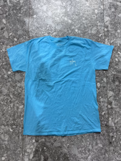 Guy Harvey Blue Graphic T-Shirt by Guy Harvey — pre-loved on Thrifted.mt