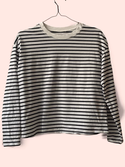 Striped long sleeve cotton top by Kiabi — pre-loved on Thrifted.mt