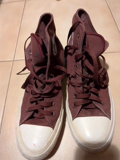 Maroon Converse High-Top Sneakers by Converse — pre-loved on Thrifted.mt