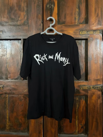Black Rick and Morty T-Shirt by Rick & Morty — pre-loved on Thrifted.mt
