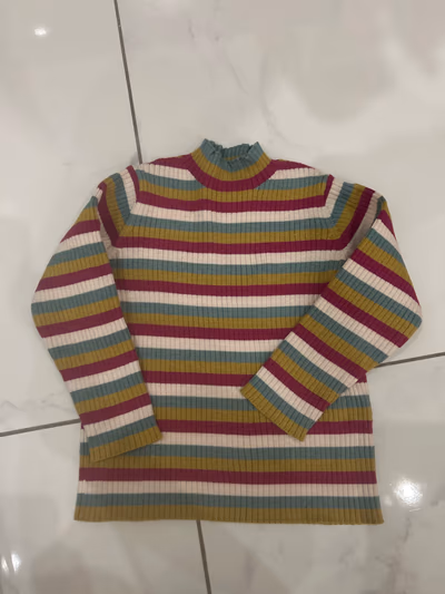 Striped ribbed high neck jumper — pre-loved on Thrifted.mt