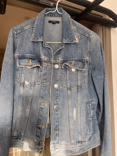 Distressed blue denim jacket by Kiabi — pre-loved on Thrifted.mt