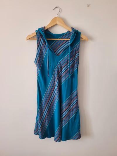 Striped Hooded Sleeveless Mini Dress — pre-loved on Thrifted.mt