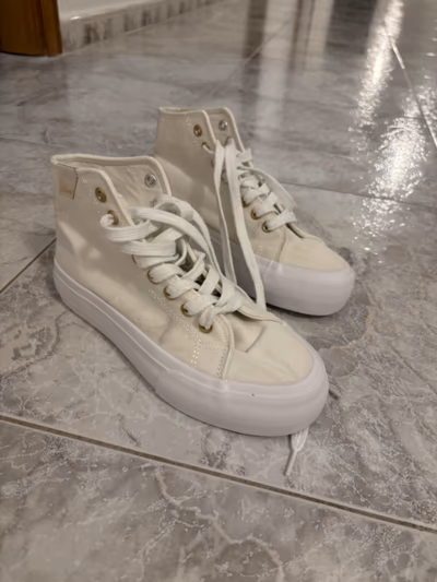 Il dottor Franklin by Dr. Franklin — pre-loved on Thrifted.mt