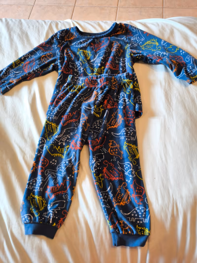 Dinosaur print fleece pyjama set by Primark — pre-loved on Thrifted.mt