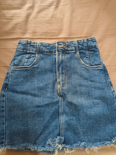 Bershka high-waisted denim skirt by Bershka — pre-loved on Thrifted.mt
