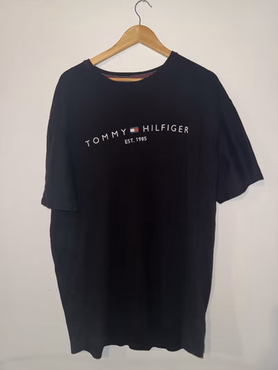 Tommy Hilfiger Logo Print T-Shirt by Tommy Hilfiger — pre-loved on Thrifted.mt