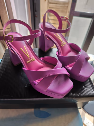 Scarpe con tacco largo a piattaforma Vizzano color magenta by Vizzano — pre-loved on Thrifted.mt