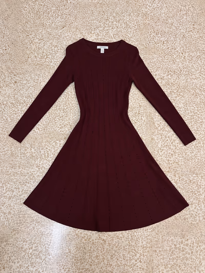 Burgundy knitted fit-and-flare dress by Springfield — pre-loved on Thrifted.mt