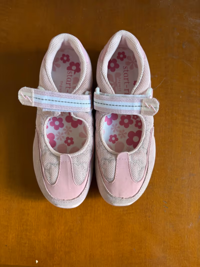Start-rite Pink Velcro Shoes by Start-rite — pre-loved on Thrifted.mt