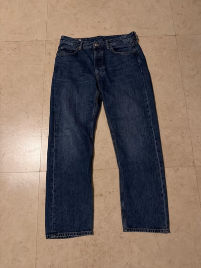 Classic Blue Denim Jeans — pre-loved on Thrifted.mt