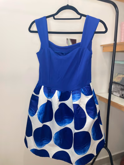 Blue polka dot dress — pre-loved on Thrifted.mt