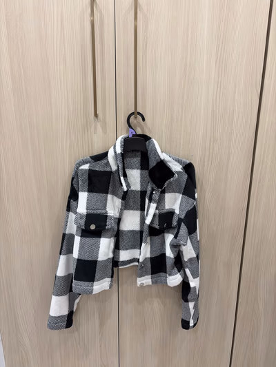 Black and white check jacket — pre-loved on Thrifted.mt