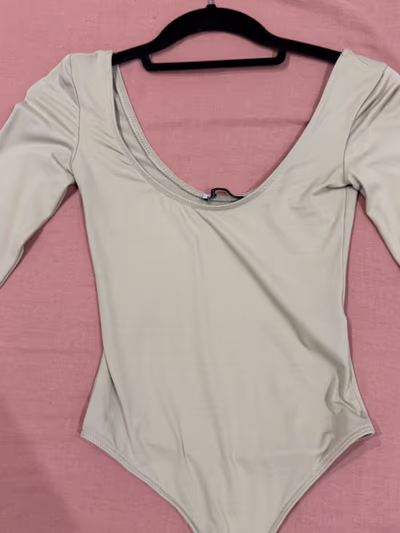 Beige Long Sleeve Bodysuit by Bershka — pre-loved on Thrifted.mt