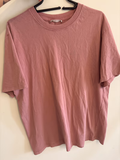 Coral Pink TShirt by Zara — pre-loved on Thrifted.mt