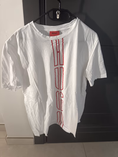 White Logo T‑Shirt by HUGO — pre-loved on Thrifted.mt