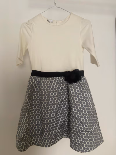 Polka Dot Dress With Flower — pre-loved on Thrifted.mt