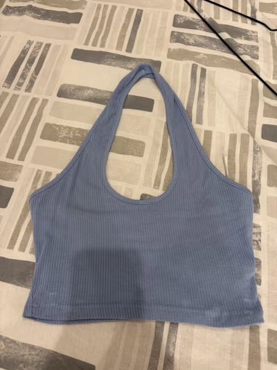 Blue ribbed halter neck crop — pre-loved on Thrifted.mt