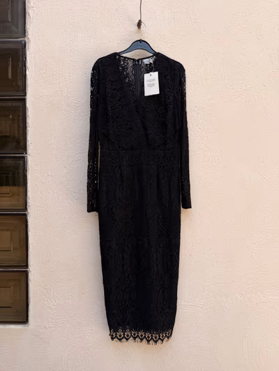ASOS Petite Midi Lace Dress by ASOS Petite — pre-loved on Thrifted.mt