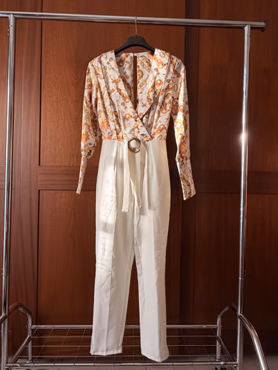 BBY White-Gold Jumpsuit — pre-loved on Thrifted.mt