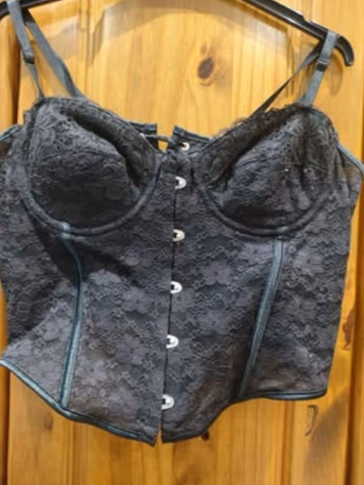Black Corset — pre-loved on Thrifted.mt