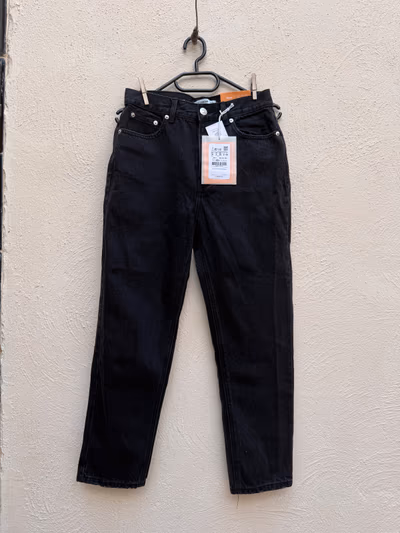 Pull&Bear by Pull&Bear — pre-loved on Thrifted.mt