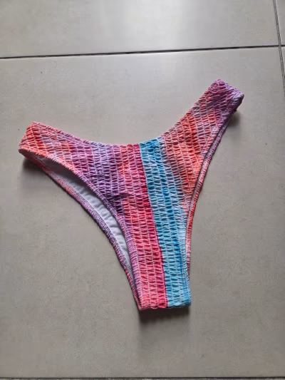 Multicolour Shirred Bikini Bottoms by Temu — pre-loved on Thrifted.mt