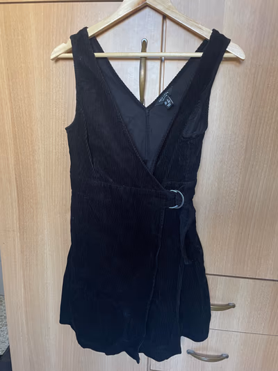 New look petite dress — pre-loved on Thrifted.mt