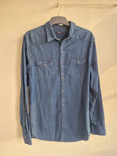 KIABI Denim Western Shirt man by KIABI — pre-loved on Thrifted.mt