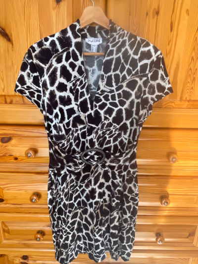 Joseph Ribkoff Animal Print Dress by Joseph Ribkoff — pre-loved on Thrifted.mt