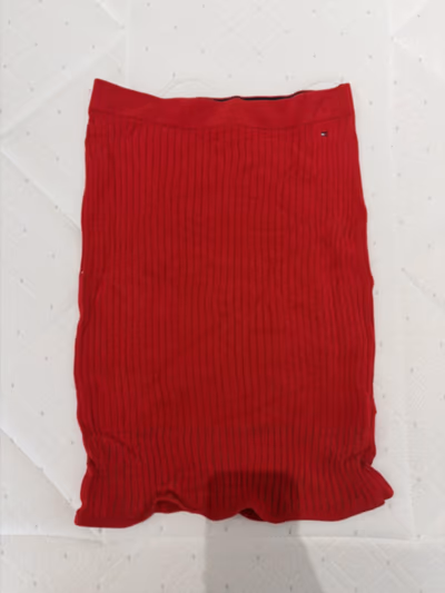 Red ribbed Tommy Hilfiger skirt by Tommy Hilfiger — pre-loved on Thrifted.mt