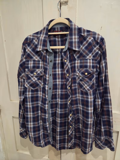 Rock & Roll Cowboy Shirt by Rock & Roll Cowboy — pre-loved on Thrifted.mt