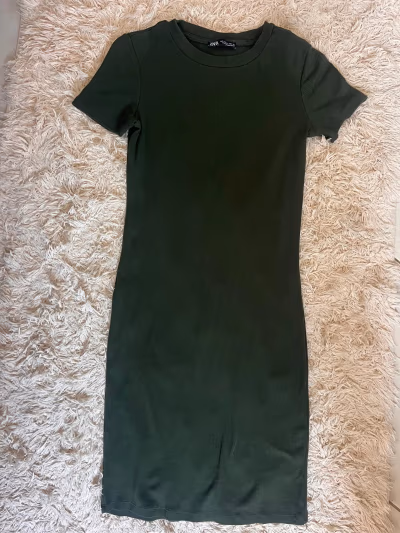 Zara bodycon dress S by Zara — pre-loved on Thrifted.mt