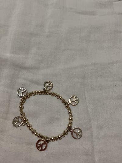 Gold Beaded Peace Charm Bracelet — pre-loved on Thrifted.mt
