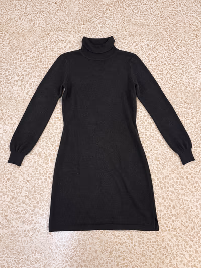 Black roll neck jumper dress by Mexx — pre-loved on Thrifted.mt