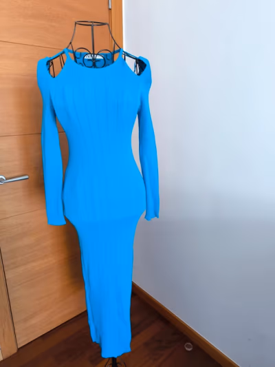 Zara bright blue ribbed dress by Zara — pre-loved on Thrifted.mt