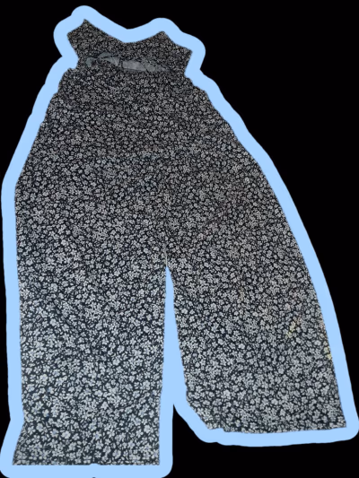 Pull&Bear Ditsy Floral Cutout Wide-Leg Jumpsuit XS by Pull&Bear — pre-loved on Thrifted.mt