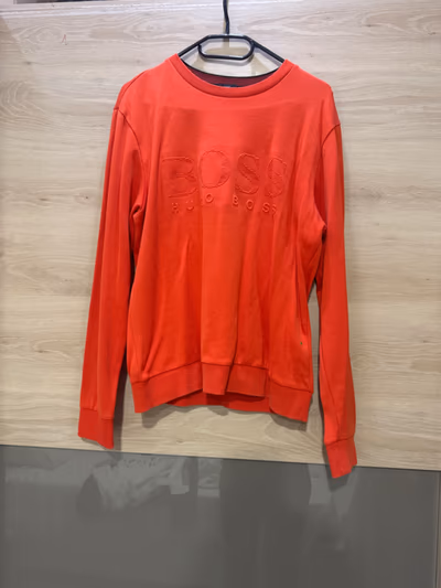 Hugo Boss  sweatshirt by Hugo Boss — pre-loved on Thrifted.mt