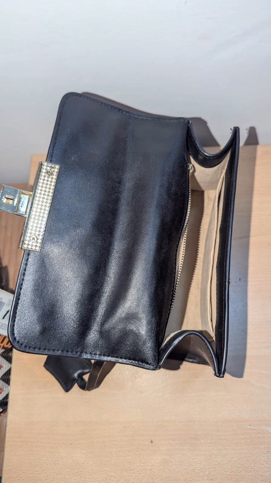 Black studded chain shoulder bag, photo 2