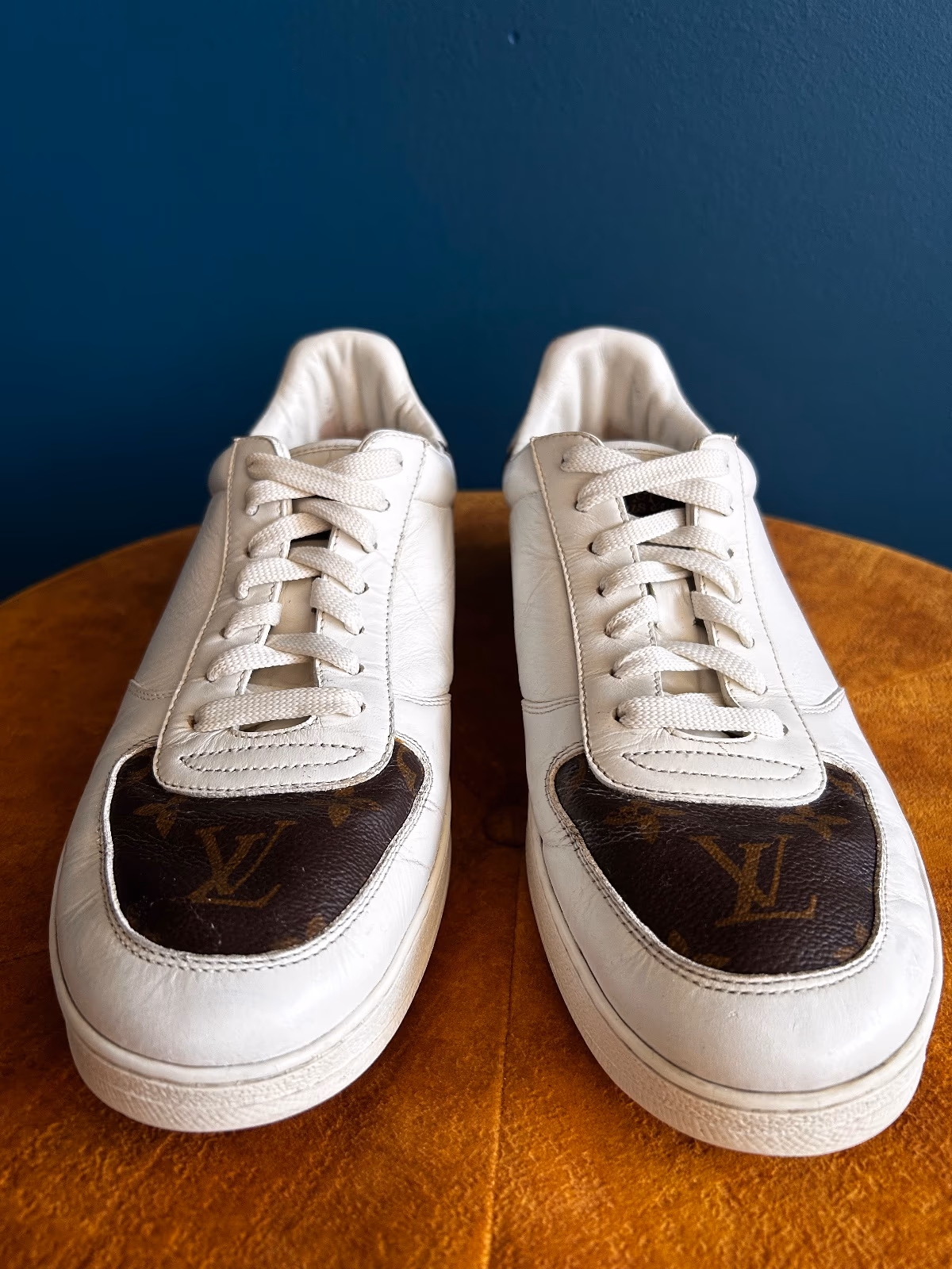 Louis Vuitton White Leather Sneakers, photo 2