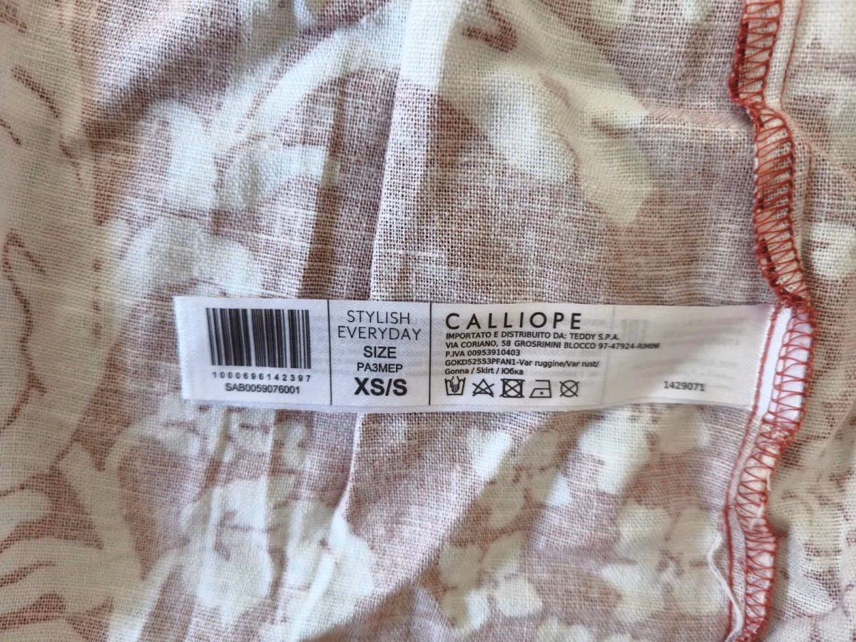 Calliope Red Floral Wrap Skirt, photo 4
