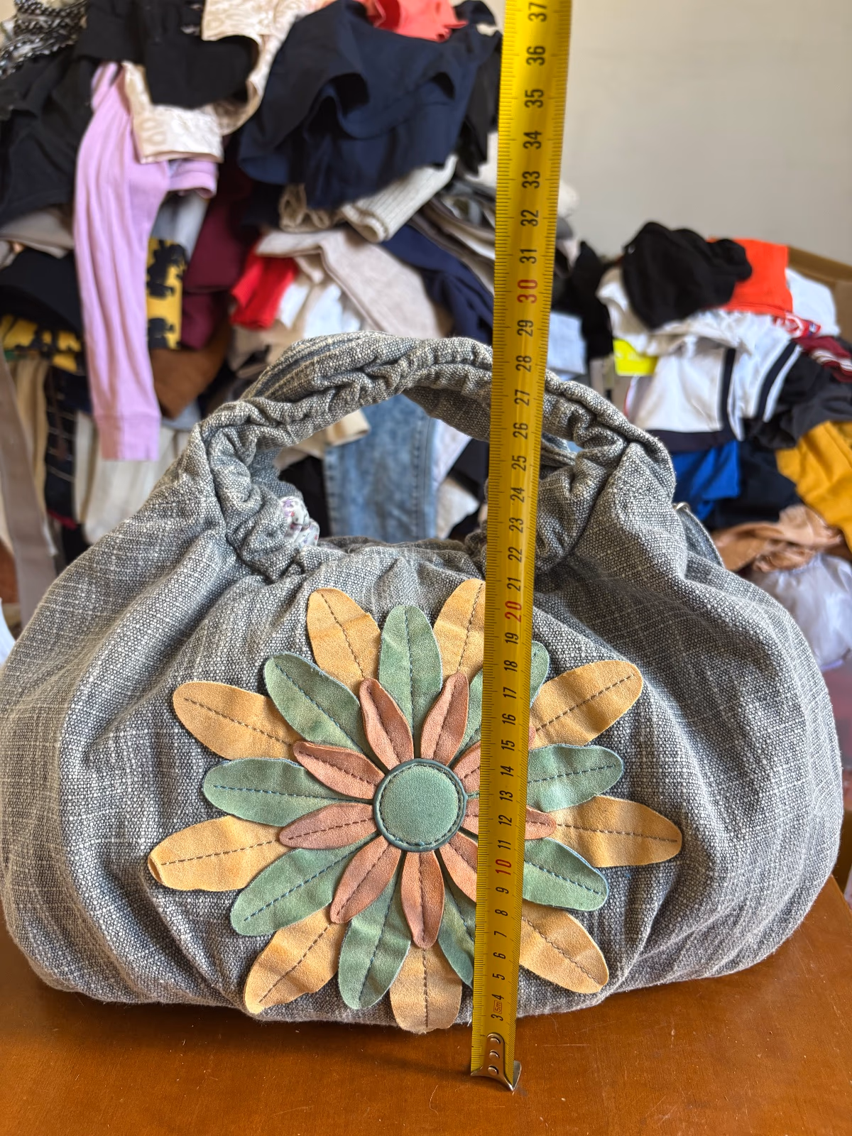 Grey linen handbag with flower, photo 6