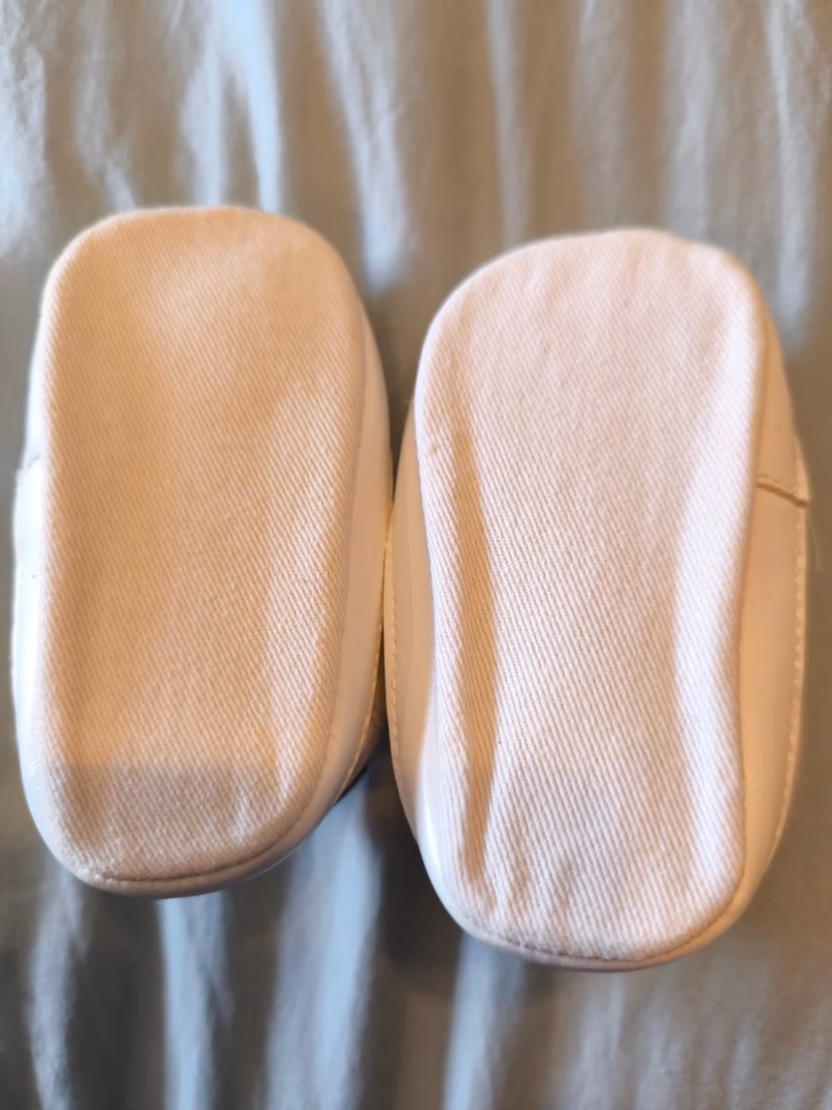 Baby white velcro soft shoes, photo 3