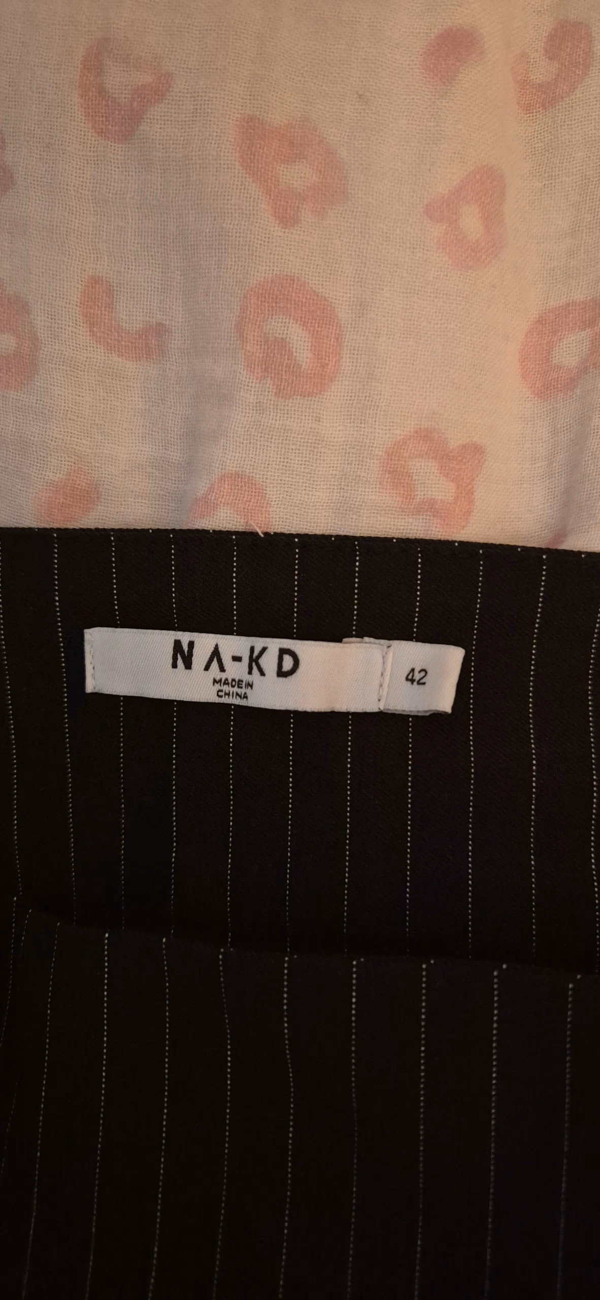 NA-KD Pinstriped Slit Trousers, photo 5