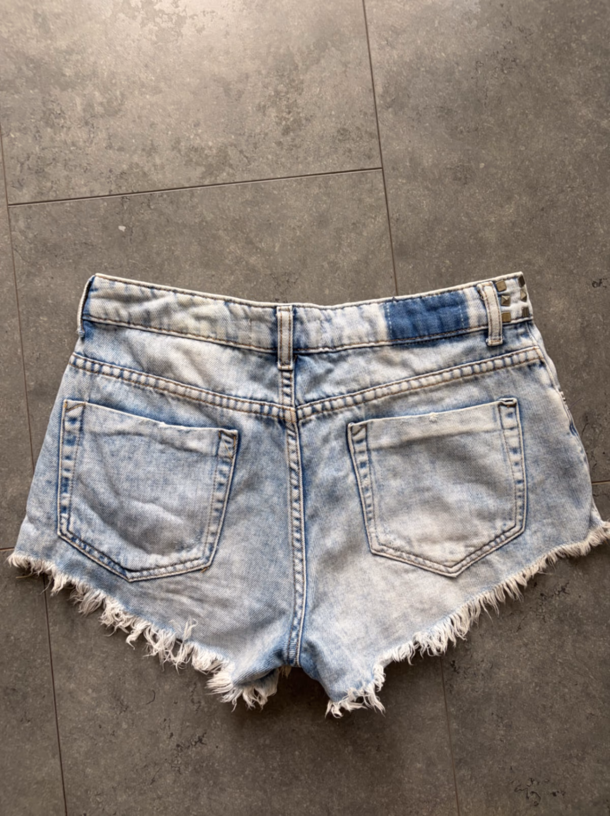 Denim Studded Distressed Shorts, photo 2