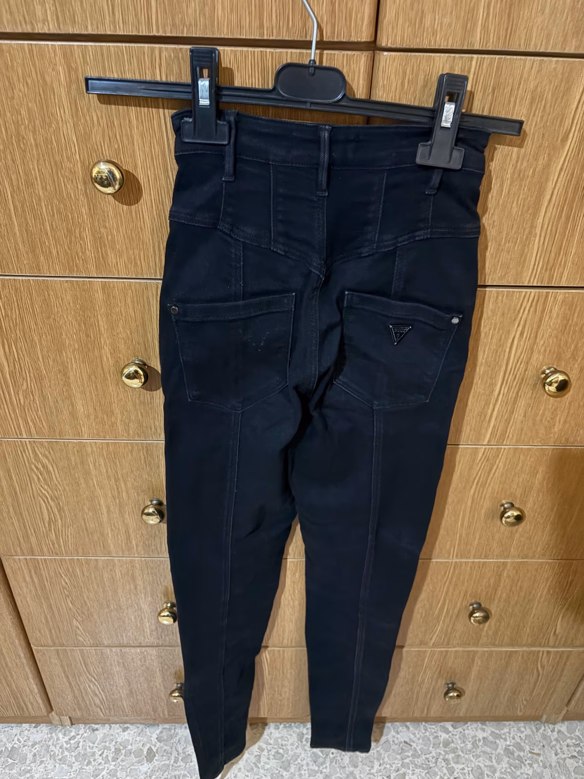 Black High-Waisted Guess Jeans, photo 2